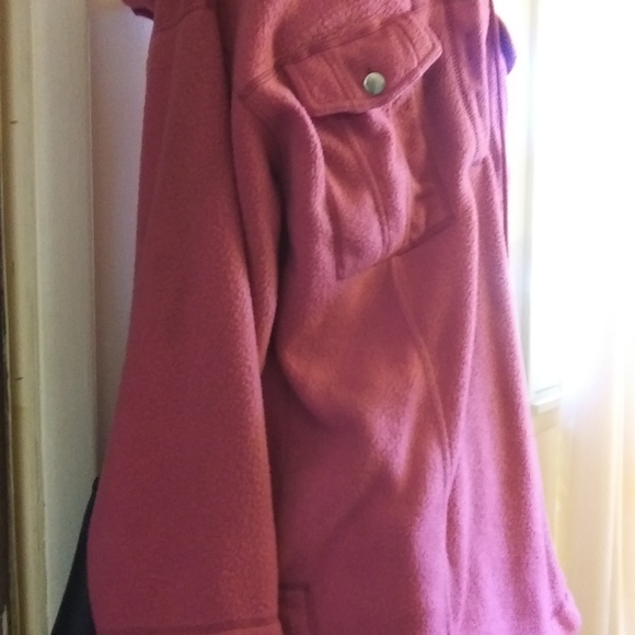 Large Long Fuzzy Mauve Jacket - Picture 3 of 6